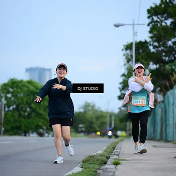 Runner Photo 8335154