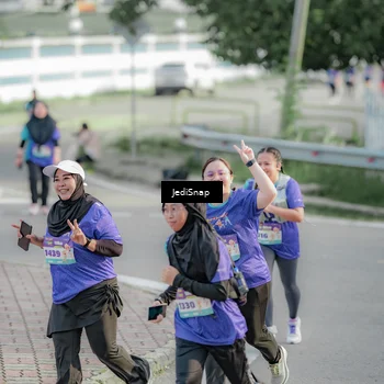 Runner Photo 8335156