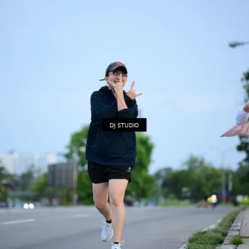 Runner Photo 8335167