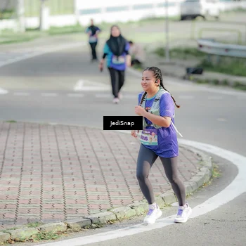 Runner Photo 8335185