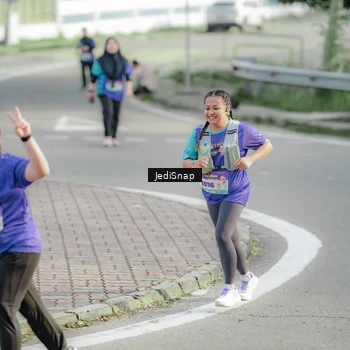 Runner Photo 8335188