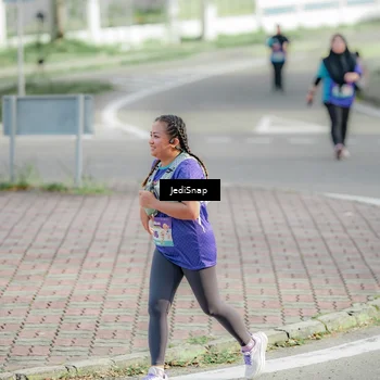 Runner Photo 8335198