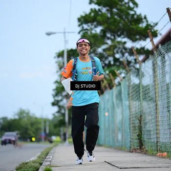 Runner Photo 8335256
