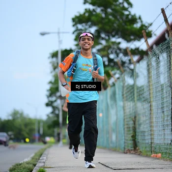 Runner Photo 8335265