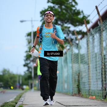 Runner Photo 8335275