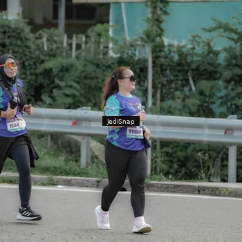 Runner Photo 8335283