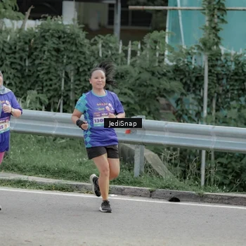 Runner Photo 8335322