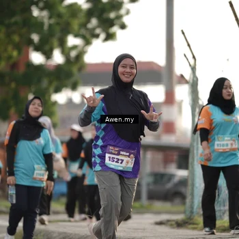 Runner Photo 8335324