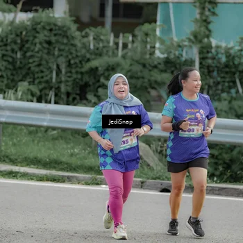 Runner Photo 8335345