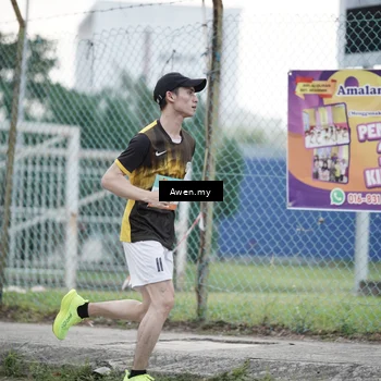 Runner Photo 8335379