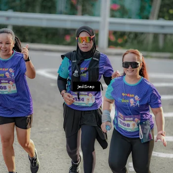 Runner Photo 8335432