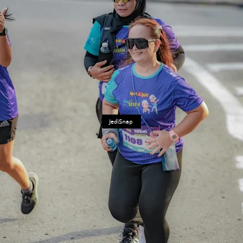 Runner Photo 8335440