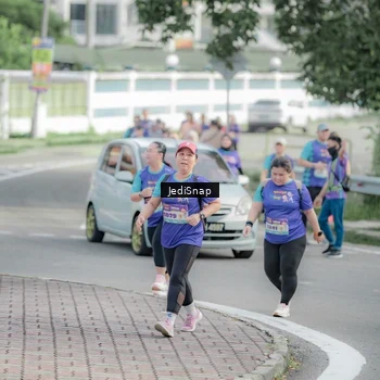 Runner Photo 8335481
