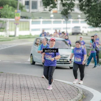 Runner Photo 8335489