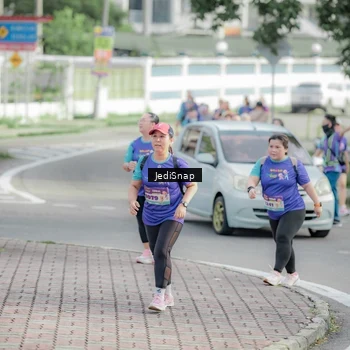 Runner Photo 8335494
