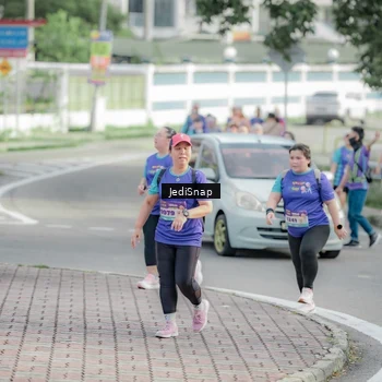 Runner Photo 8335503
