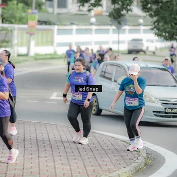 Runner Photo 8335506