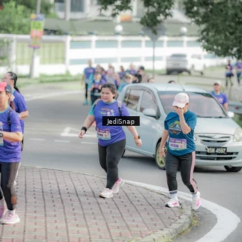 Runner Photo 8335509