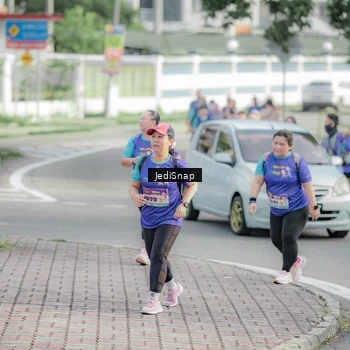 Runner Photo 8335523