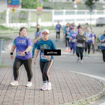Runner Photo 8335545