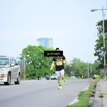 Runner Photo 8335554