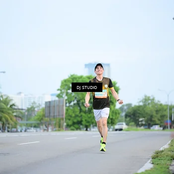 Runner Photo 8335559