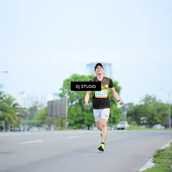 Runner Photo 8335581