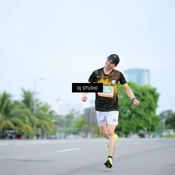 Runner Photo 8335595