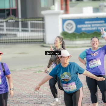 Runner Photo 8335604