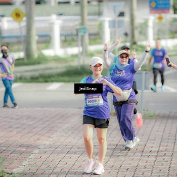 Runner Photo 8335628