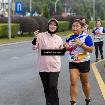 Runner Photo 8335636