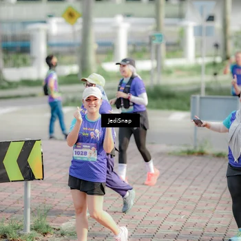 Runner Photo 8335646