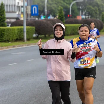 Runner Photo 8335662
