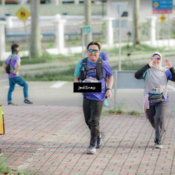 Runner Photo 8335682