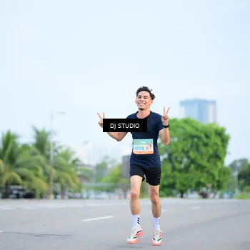 Runner Photo 8335684