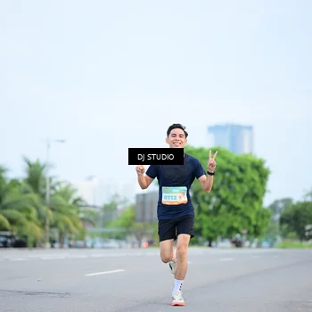 Runner Photo 8335690