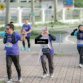 Runner Photo 8335696