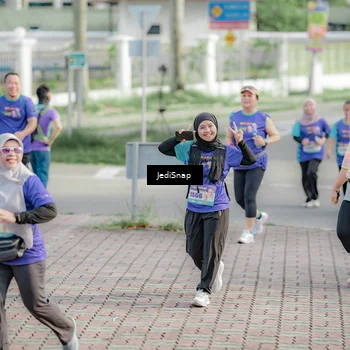 Runner Photo 8335702