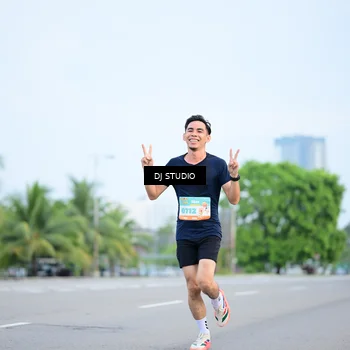 Runner Photo 8335708