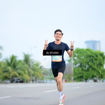 Runner Photo 8335714