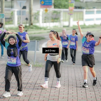 Runner Photo 8335734