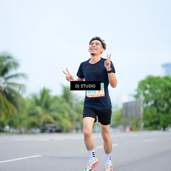 Runner Photo 8335739