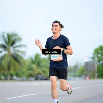 Runner Photo 8335758