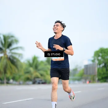 Runner Photo 8335759