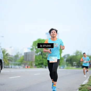 Runner Photo 8335774