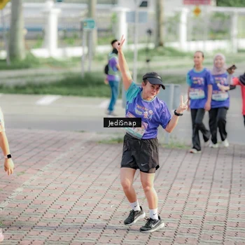 Runner Photo 8335790