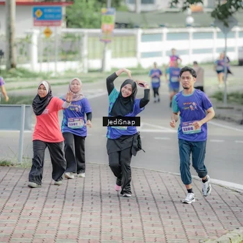 Runner Photo 8335794