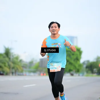 Runner Photo 8335802