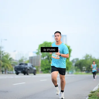 Runner Photo 8335827