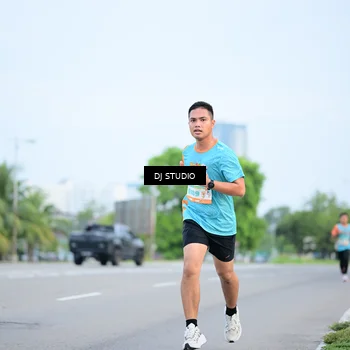 Runner Photo 8335847